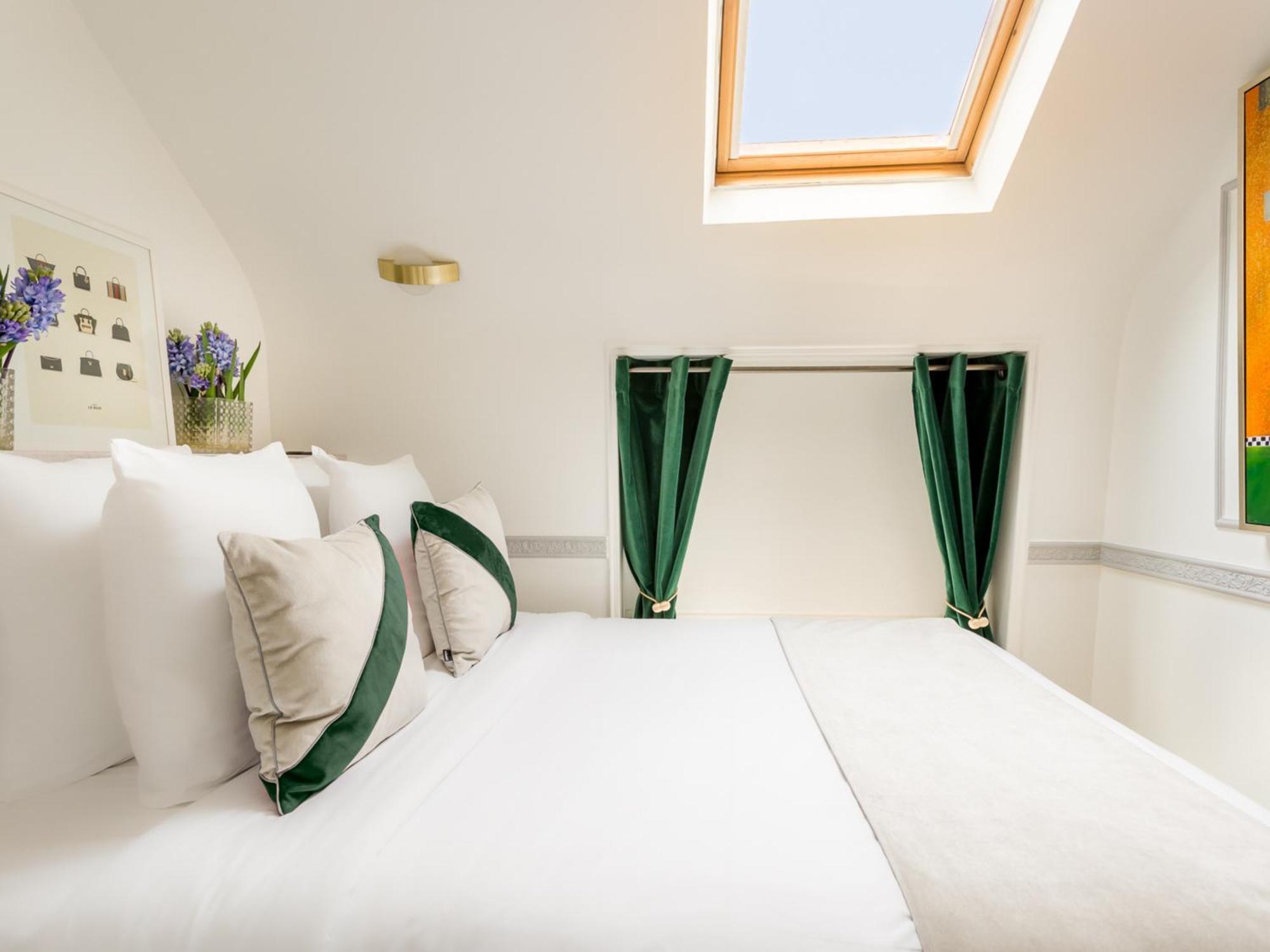 Merveil - Luxury Serviced Apartment - Royale II Paris Bagian luar foto